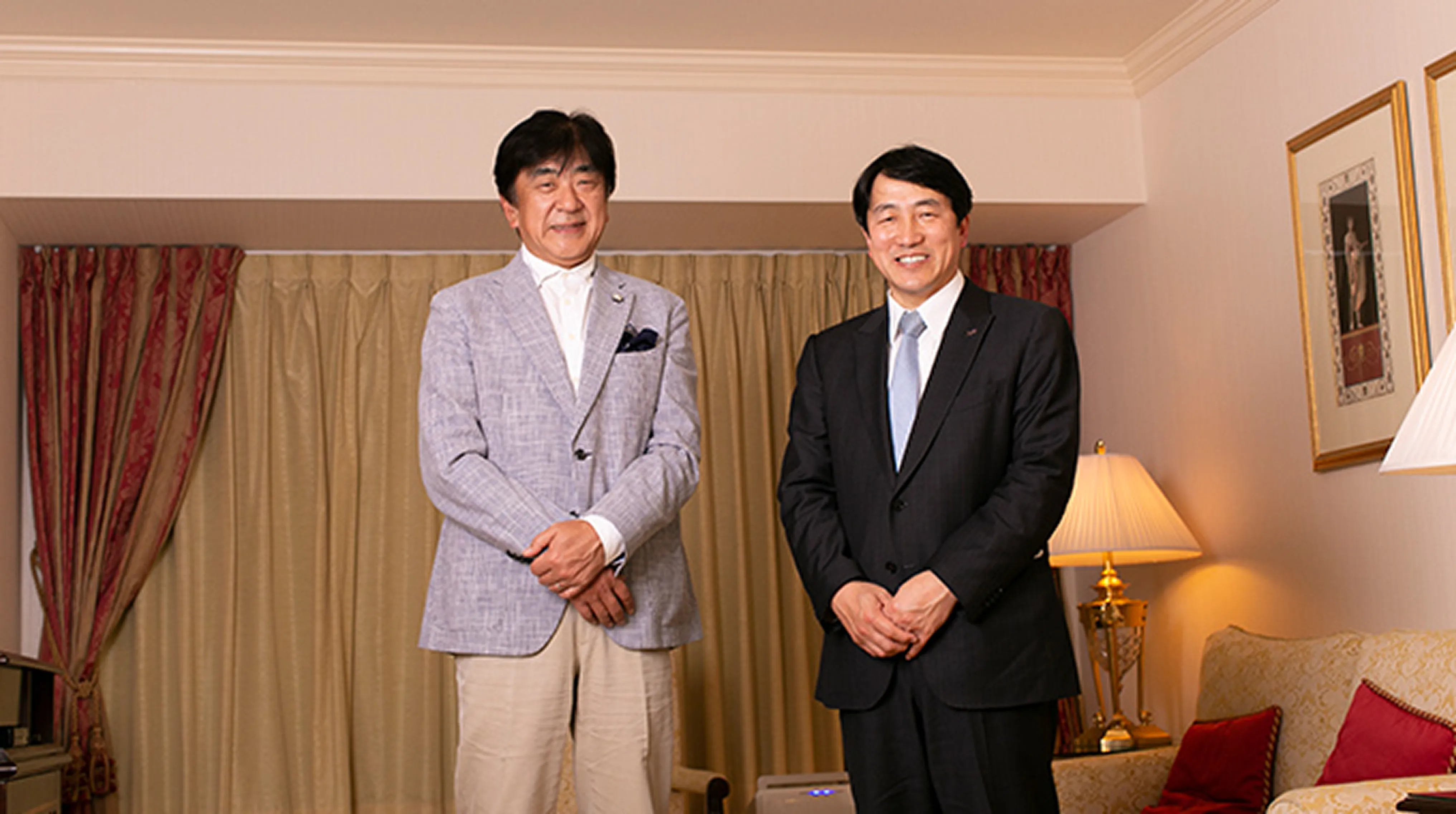 佐渡裕氏と奥田理事長の対談風景